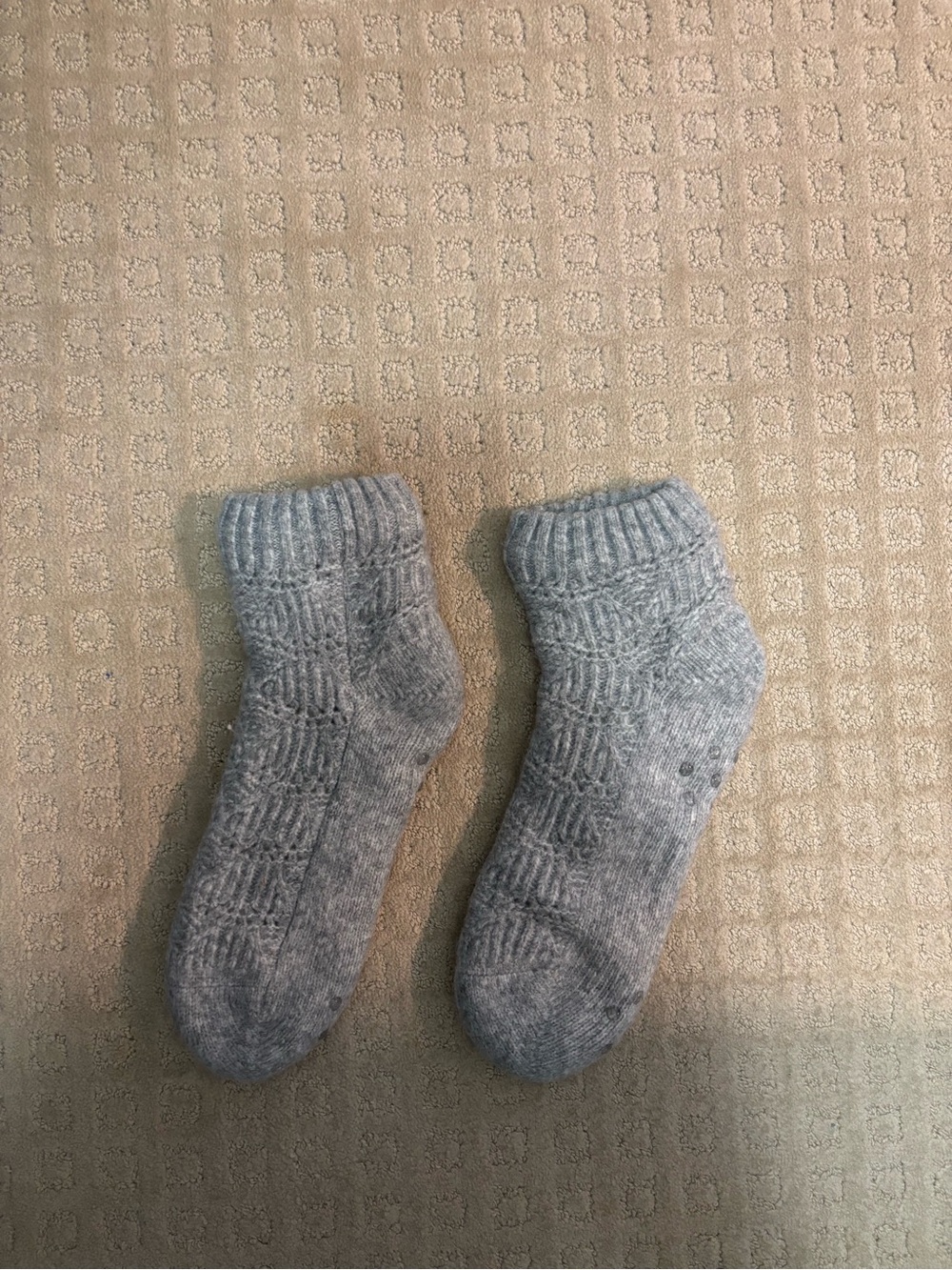 Reading socks
